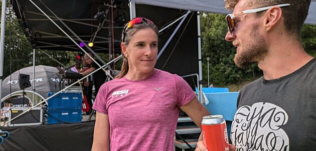 Chýnovská desítka láká na sport i pivo. Pob�í se kolem jeskyní
