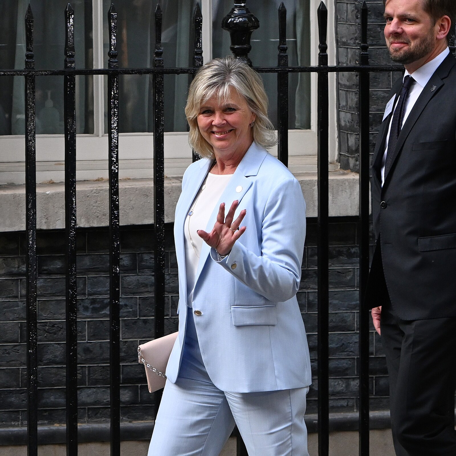 Setkání se Zelenskou, návštěva Downing Street. Pavlová jednala s prvními dámami