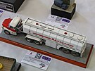 Tatra 148 6x6 NT / cisterna Benzina
