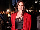Náv�t�vnice p�ehlídky Stelly McCartney ukázala umírn�n�j�í verzi trendu...