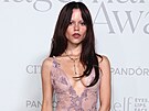 Jenna Ortega v dal�í interpretaci �boudoir� trendu � tentokrát v krajkových...