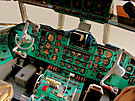 Kokpit Ilju�inu Il-62M spole�nosti Air Koryo