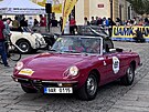Alfa Romeo Spider z roku 1978 má p�ekrásný nad�asový design.