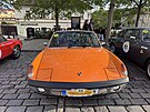 Porsche 914 z roku 1972 Na Spring dorazilo hned ve dvou exemplá�ích. Tento...