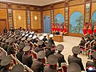 Severokorejský v�dce Kim �ong-un se setkal s veliteli v�ech slo�ek...