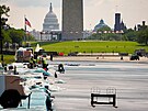 Renovace jezírka u Lincolnova památníku ve Washingtonu pomalu postupuje. (14....