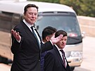 Musk na diplomatickém jednání s �ínou podnikl neobvyklé gesto, vzal svého syna...