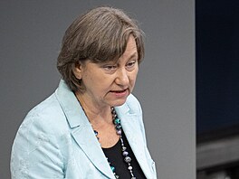 Poslankyn� AfD Martina Kempfová (27. února 2026)