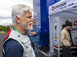 Prezident Petr Pavel na závodech mistrovství sv�ta superbik� v Most� (kv�ten...