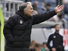 Roman Skuhravý, trenér fotbalist� Slovácka