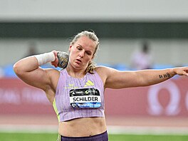 Nizozemská koula�ka Jessica Schilderová b�hem Diamantové ligy v �anghaji.