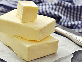 Na za�átku je máslo, na konci je máselný tuk, ghee.