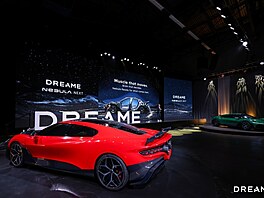 Elon Musk u� roky slibuje Roadster s tryskami od SpaceX, ale zatím jsme vid�li...