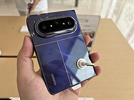 Huawei Pura X Max