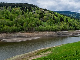 Vypu�t�ná Labská p�ehrada v Krkono�ích (18. kv�tna 2026).