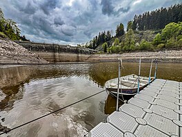 Vypu�t�ná Labská p�ehrada v Krkono�ích (18. kv�tna 2026).
