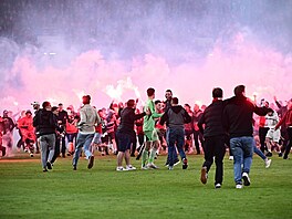 Sobotní utkání Sparty proti Slávii skon�ilo kv�li slávistickým fanou�k�m...