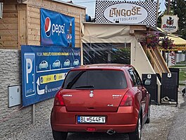 Malá provozovna ve m�st� Kvetoslav na Slovenku dostala pokutu 1 500 eur (37 500...