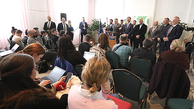 Tiskov� konference slovensk�ho premi�ra Roberta Fica v Handlov� (15. kv�tna 2026)