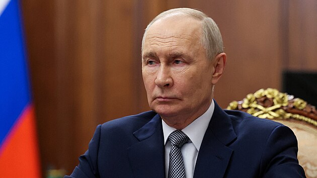 Rusk� prezident Vladimir Putin na sch�zi v Moskv�. (12. kv�tna 2026)
