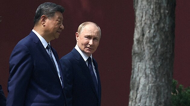 ��nsk� prezident Si �in-pching a rusk� prezident Vladimir Putin v Pekingu v ��n�. (2. z��� 2025)
