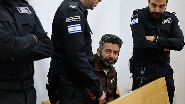 Izrael deportoval dva aktivisty, kter� zadr�el na flotile m���c� do Gazy. Na fotografii �pan�lsk� ob�an Saif Abu Keshek. (9. kv�tna 2026)