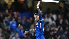 Enzo Fernández oslavuje sv�j gól proti Tottenhamu.