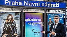 Správa �eleznic instaluje u vybraných tratí speciální informa�ní cedule s...