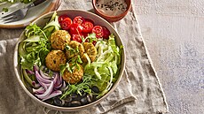 Falafel salát