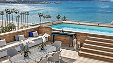 Hôtel Barrière Le Majestic Cannes stojí jen pár krok� od festivalového...