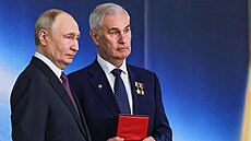 Vladimir Putin nav�tívil Moskevský institut tepelných technologií. Jeho...