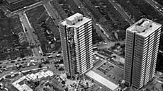 Kdy� 16. kv�tna 1968 explodoval v londýnském Ronan Pointu unikající plyn, ne�lo...