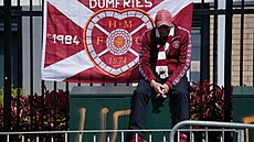 Zklamaný fanou�ek skotských Hearts, kte�í v posledním zápase p�i�li o...