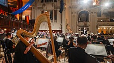 Symfonický orchestr �eského rozhlasu s dirigentem Petrem Popelkou p�i...