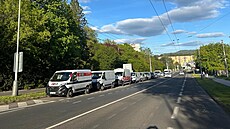 Dodávky odstavené v Ne�t�mické ulici v Ústí nad Labem (kv�ten 2026)
