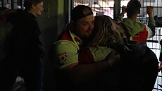 Fanou�ci Slavie se p�ed Edenem neubránili dojetí po zisku titulu.