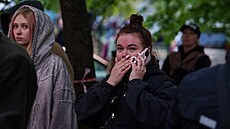Následky ruského útoku na ukrajinský Kyjev. (14. kv�tna 2026)