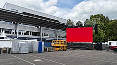 Ve Fribourgu roste fanzóna, zde budou moct fanou�ci sledovat zápasy i se najíst.