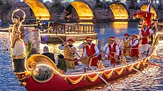 I letos se zájemci mohou i svézt na lodi Bissona Praga. U� ve �tvrtek 14. 5....