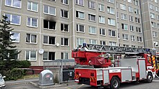 Hasi�i zasahovali u po�áru bytu v Karda�ovské ulici v Praze 9. Z domu...