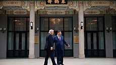 Americký prezident Donald Trump se v Pekingu setkal se svým �ínským prot�j�kem...