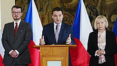 Ministr Petr Macinka p�edstavil sv�j nový ministerský tým poradc�. Na snímku...