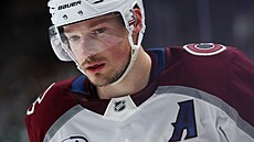 Cale Makar b�hem �tvrtého zápasu druhého kola play off NHL.