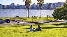 Uruguayci jsou otev�ení a laxní. Ne�e�í �asový harmonogram, popisuje �ivot v...