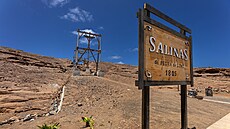 Sal v portugal�tin� znamená s�l a odkazuje na t�bu soli, která v minulosti na...