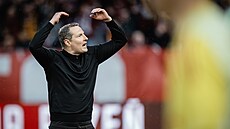 Spar�anský trenér Brian Priske b�hem utkání s Plzní.