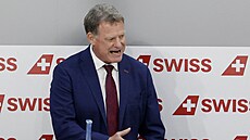Trenér národního týmu Radim Rulík b�hem utkání s Dánskem.