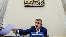 Premiér Andrej Babi� (ANO) p�ed jednáním vlády (11. kv�ten 2026)