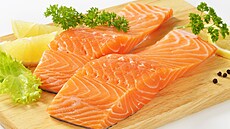 Losos pat�� mezi nejbohat�� b�n� dostupn� zdroje omega-3 mastn�ch kyselin EPA...