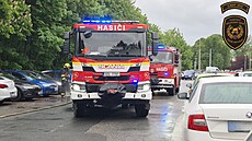 P�íjezd do zlínské Krajské nemocnice Tomá�e Bati ochromil po�ár osobního auta....